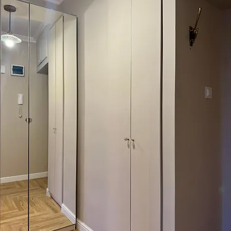 Boutique Służewska 2 śródmieście